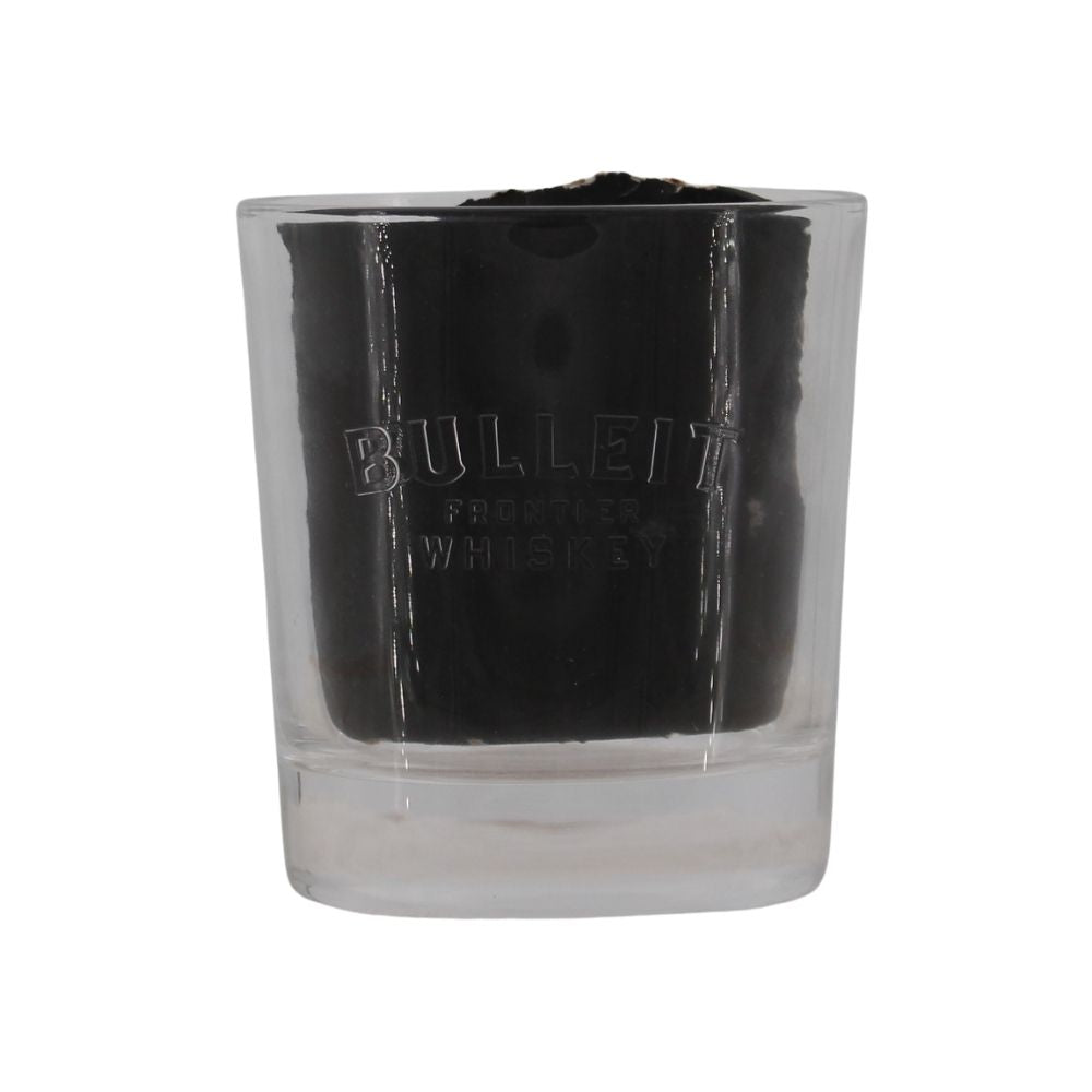 Bulleit Glas mit hevorstehendem Schriftzug