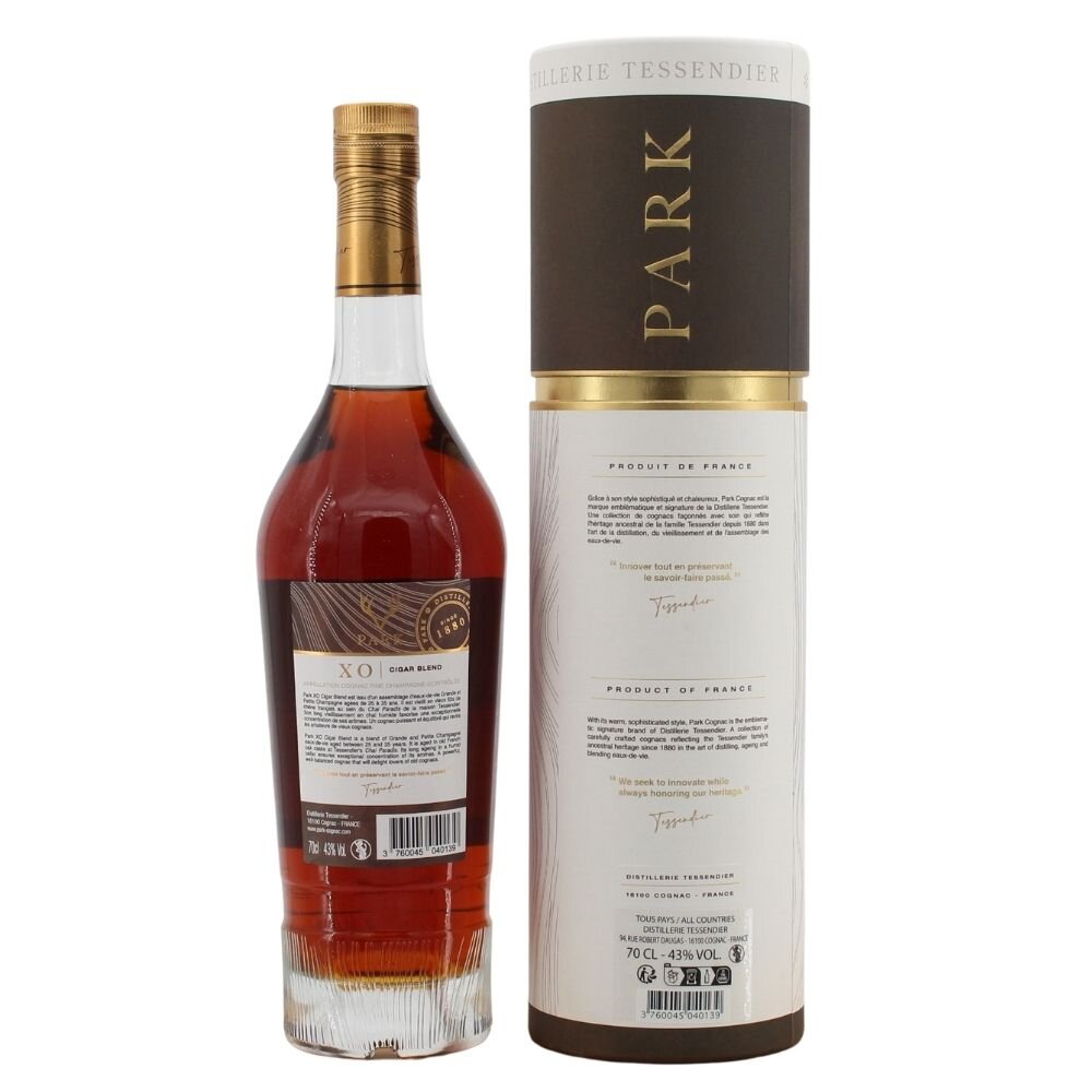 park-cognac-fine-chamoagne-xo-cigar-blend-43-0-7l-2-shopify-2.jpg